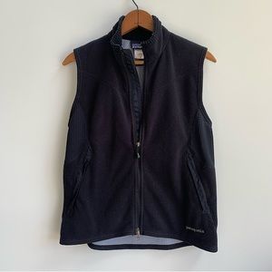 Patagonia | Black Fleece Zipper Vest